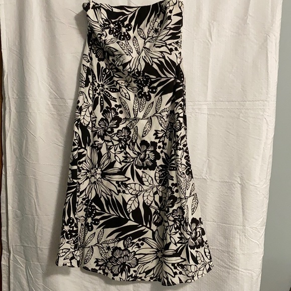 Gap - Strapless Sun Dress - Picture 2 of 7